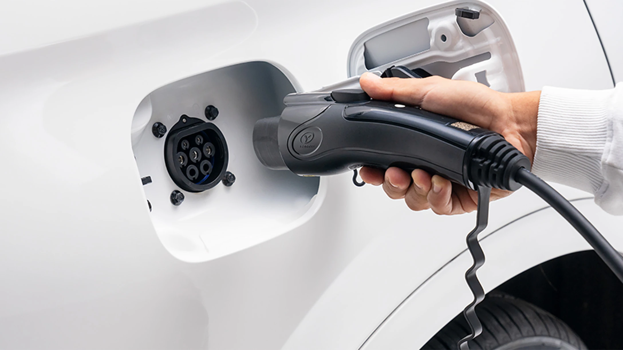 Auto híbrido enchufable